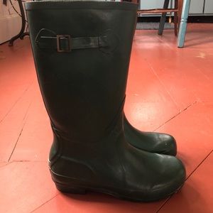 LL bean hunter green wellies